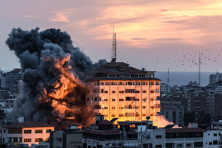 Ayyoub Loay - The tragedy of Gaza